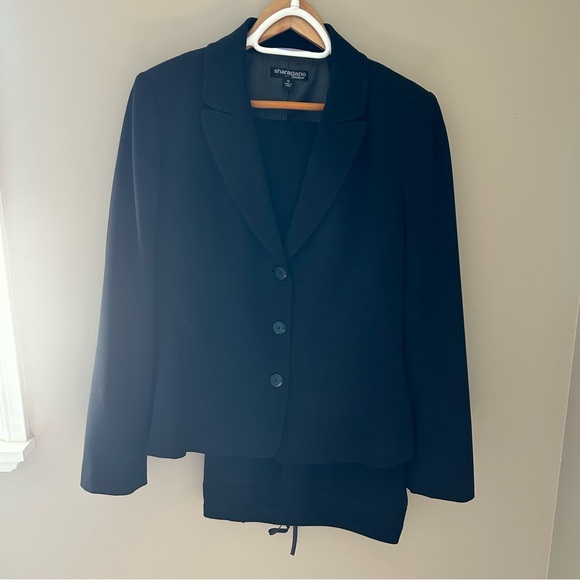 Black Suit Set with jacket and pants.   Great work or casual style!! - Picture 16 of 16